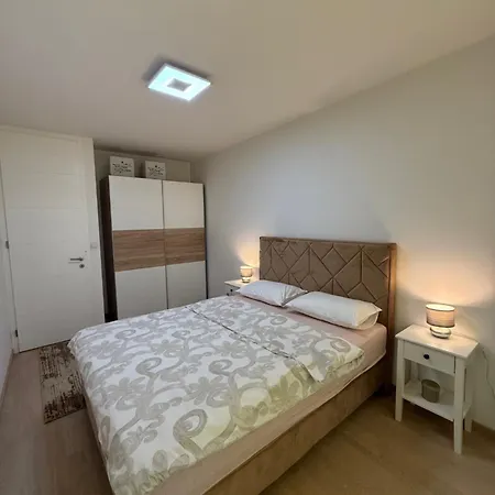 Tower View Apartman *